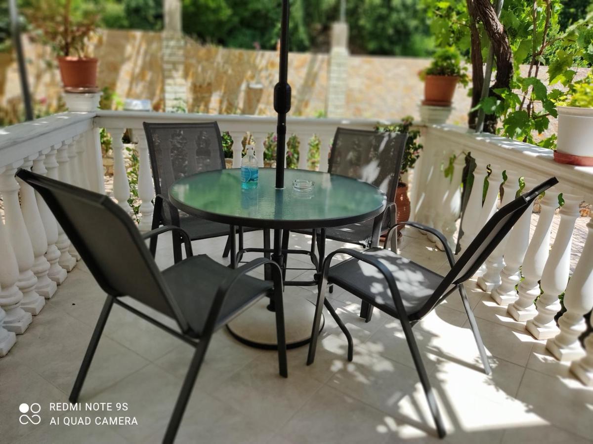 Apartamento Nikolaou Thomas House Parga Exterior foto