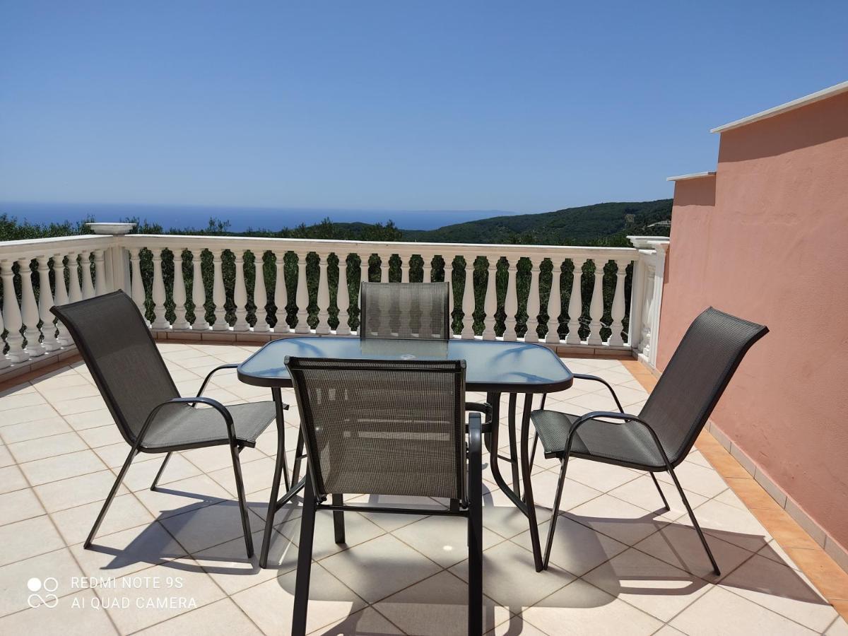 Apartamento Nikolaou Thomas House Parga Exterior foto