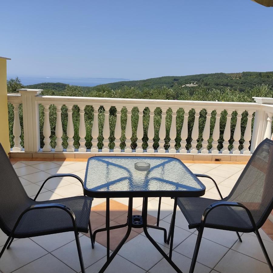 Apartamento Nikolaou Thomas House Parga Exterior foto