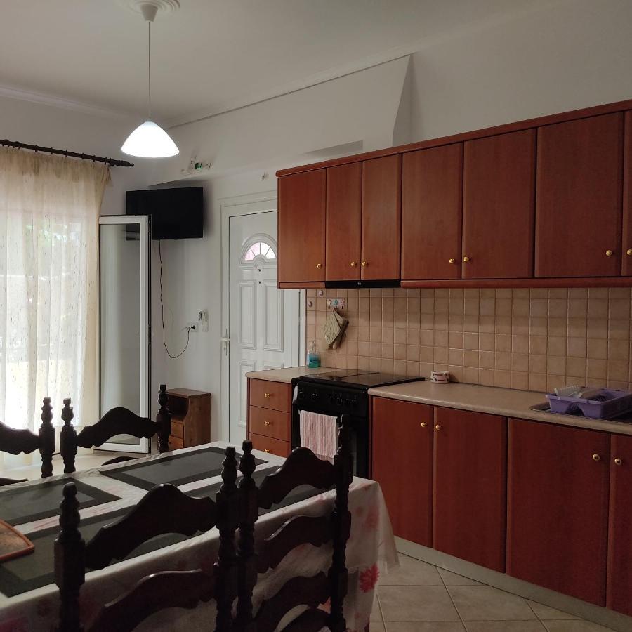 Apartamento Nikolaou Thomas House Parga Exterior foto